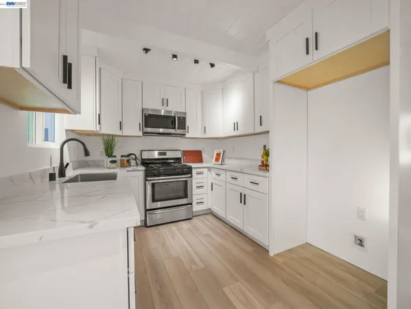 $1,099,000 | 36605 Hafner Street, Newark, CA 94560