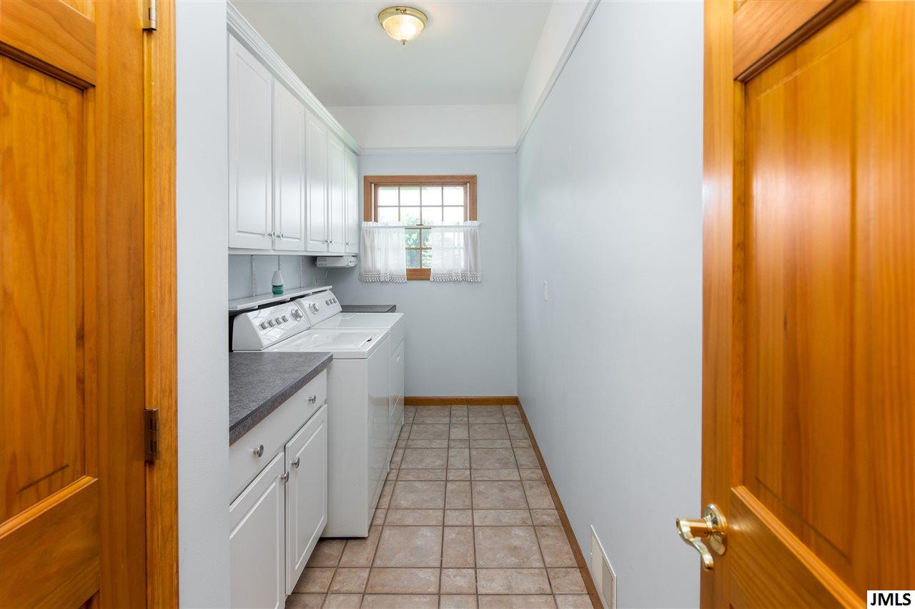 1411 Hayball Road Jackson, MI 49201 - Photo 10 of 36 Photo 10