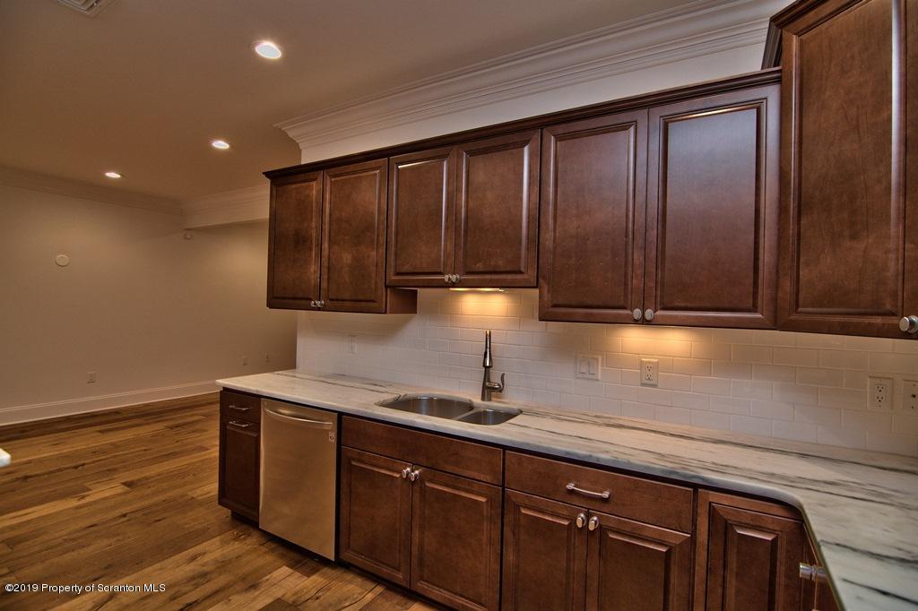 113 Wyndham Road Clarks Summit, PA 18411 - Photo 11 of 47 Gallery Image 11