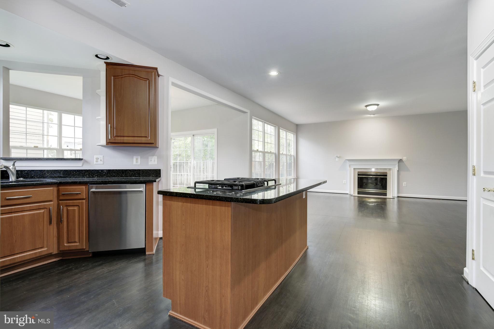 2048 Madrillon Road Vienna, VA 22182 - Photo 14 of 59 kitchen