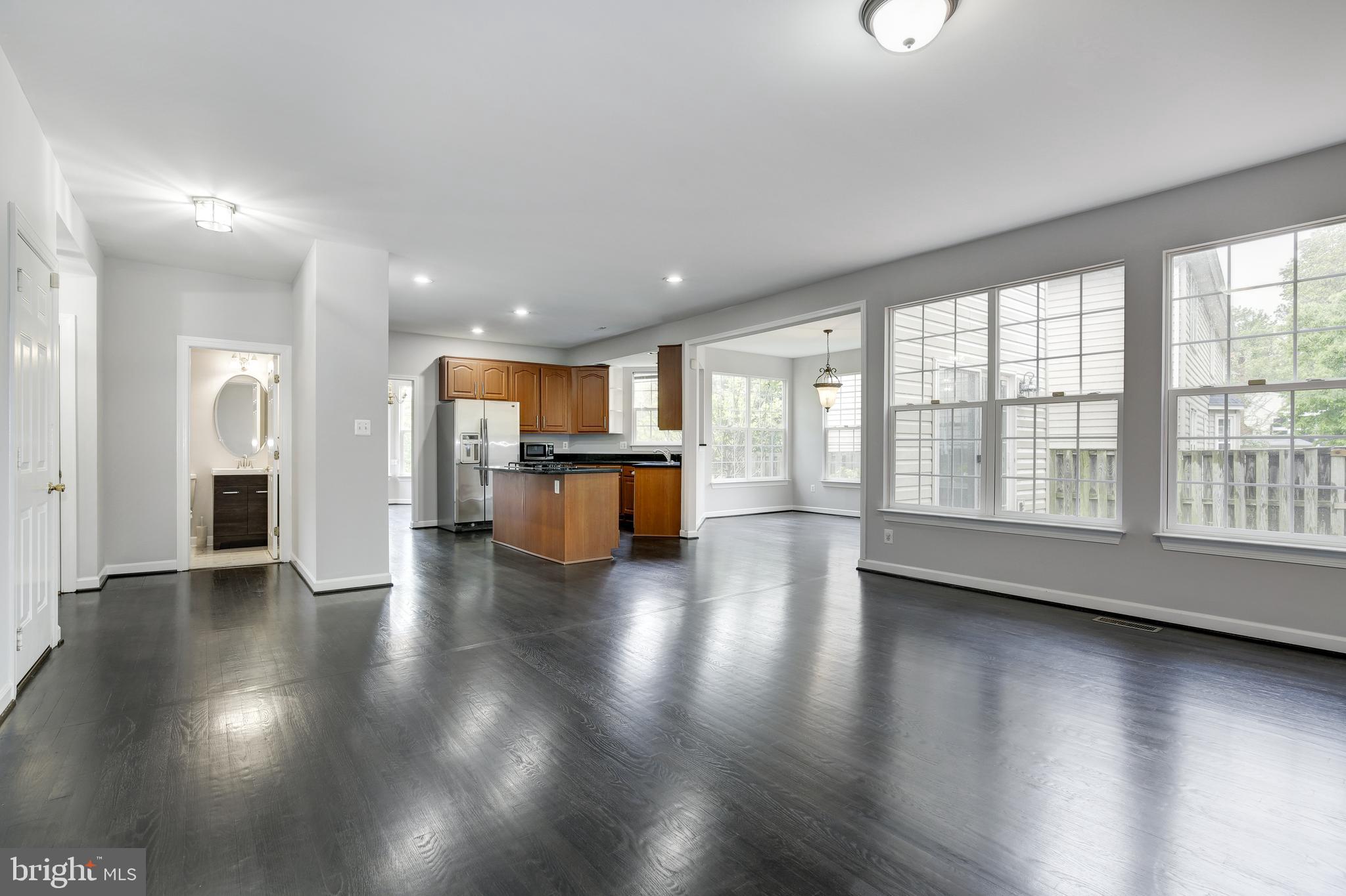 2048 Madrillon Road Vienna, VA 22182 - Photo 16 of 59 kitchen