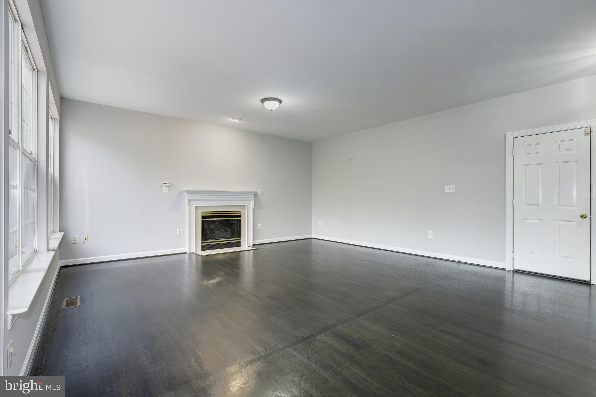 2048 Madrillon Road Vienna, VA 22182 - Photo 21 of 59 family room