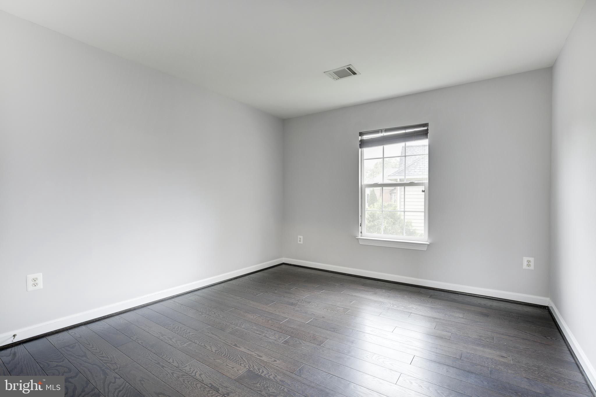 2048 Madrillon Road Vienna, VA 22182 - Photo 38 of 59 bedroom