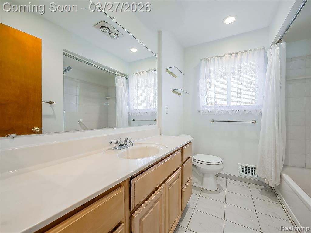 29277 Merrick Avenue Warren, MI 48092 - Photo 9 of 22