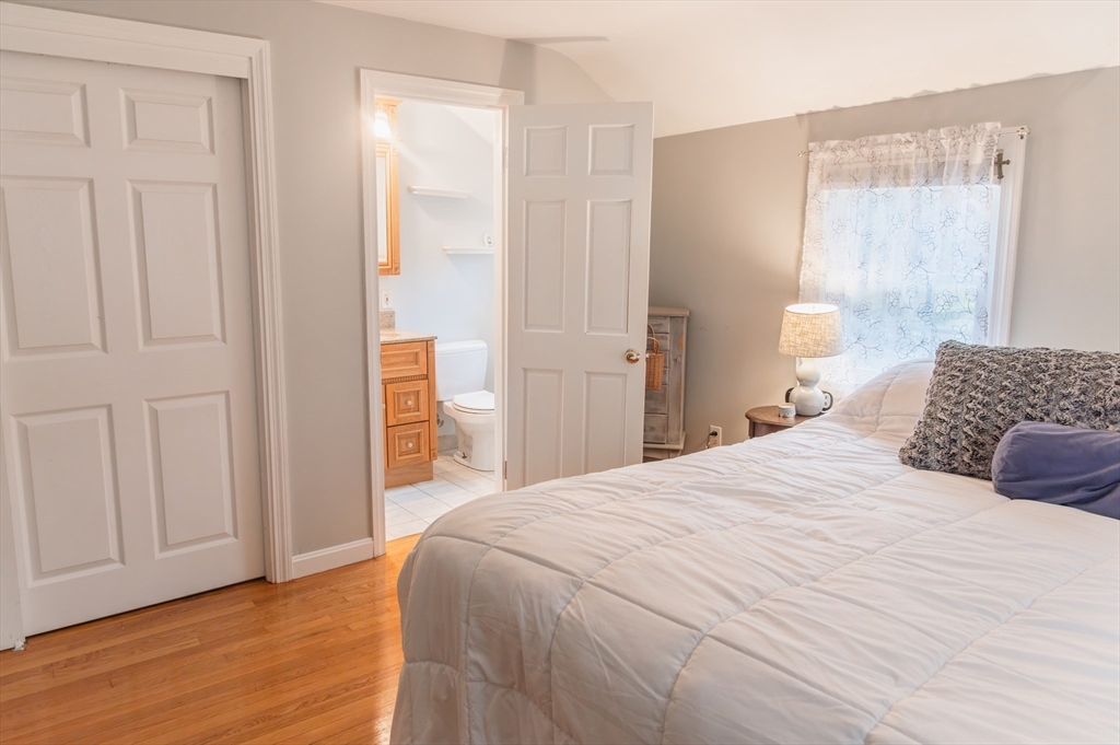 20 Stage Coach Road Boxford, MA 01921 - Photo 6 of 18
