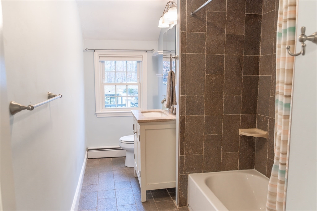 20 Stage Coach Road Boxford, MA 01921 - Photo 9 of 18