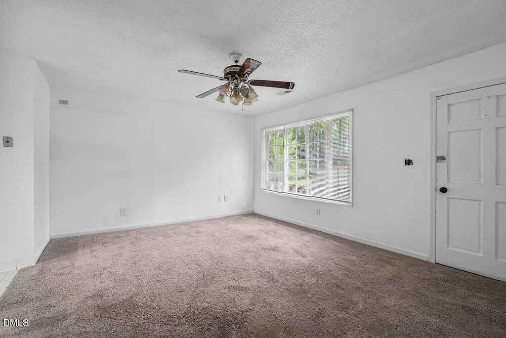 5005 Royal Acres Road Raleigh, NC 27610 - Photo 8 of 20 done5005royal-10
