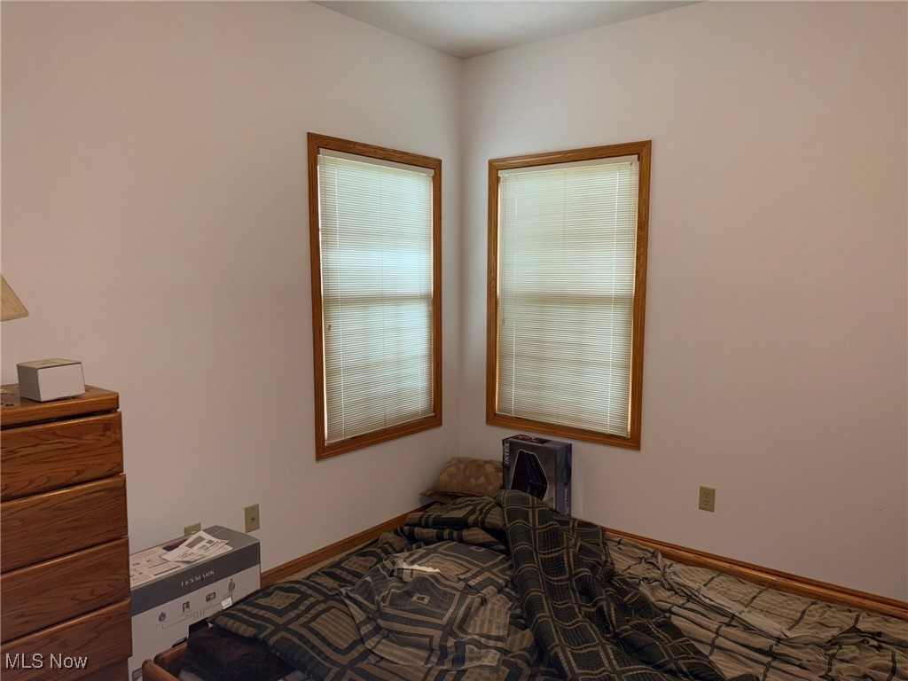 9260 Fowl Road Elyria, OH 44035 - Photo 15 of 25 View of bedroom
