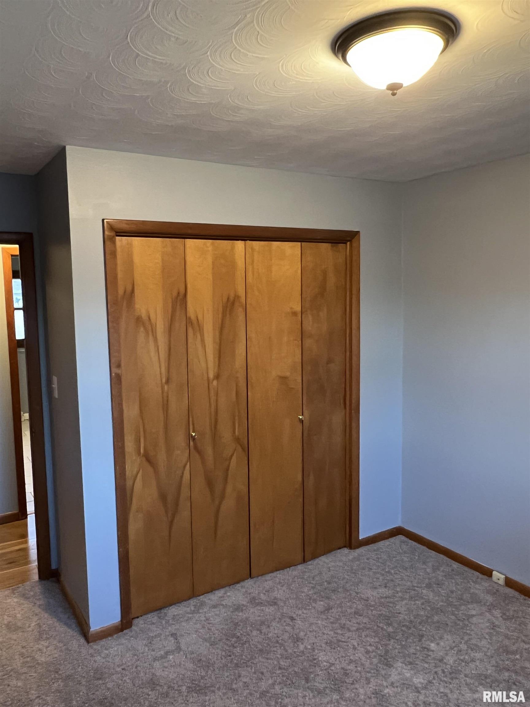 2248 East Eleanor Avenue Springfield, IL 62702 - Photo 11 of 27
