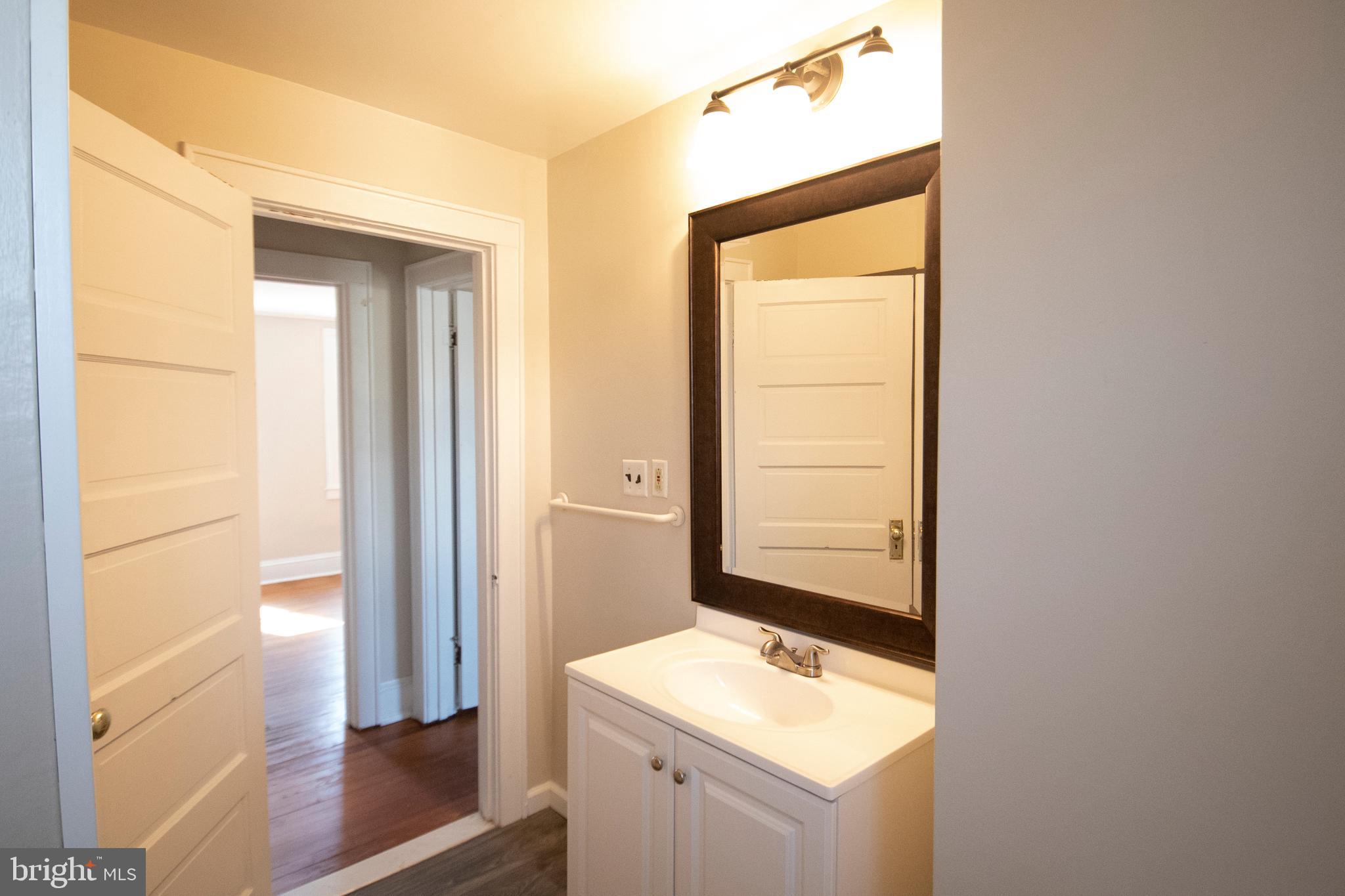 7038 Dunbar Road Baltimore, MD 21222 - Photo 16 of 33 Gallery Image 16