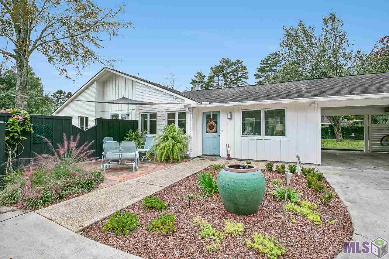 3727 Woodland Ridge Boulevard Baton Rouge, LA 70816 - Photo 4 of 33 Side Patio