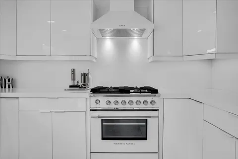 $949,000 | 68159 Mountain View Road, Cathedral City, CA 92234