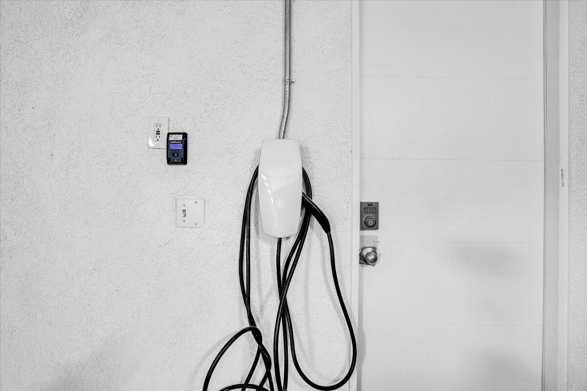 68159 Mountain View Road Cathedral City, CA 92234 - Photo 52 of 77 069-49