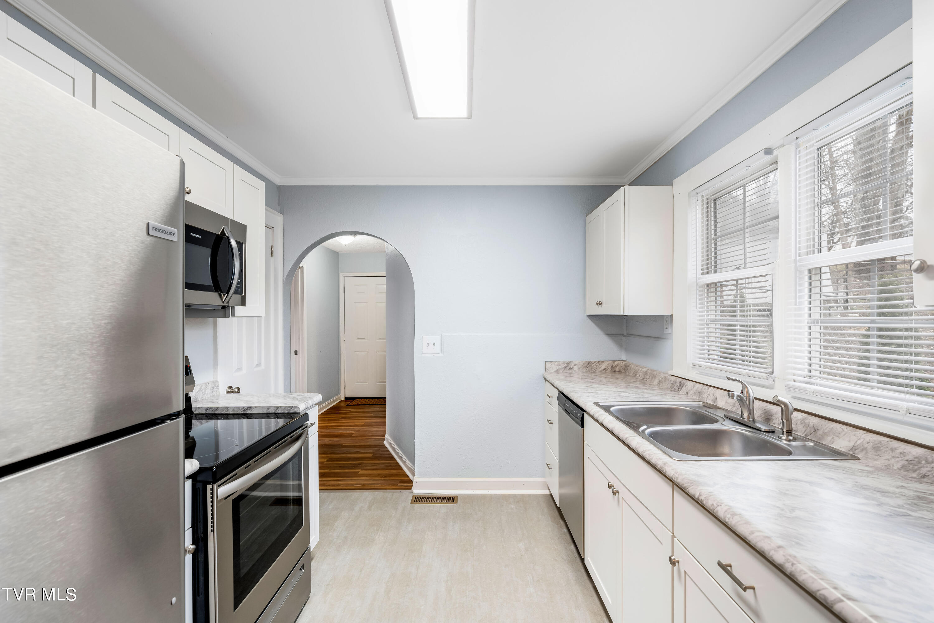 1029 Heather Road Bristol, VA 24201 - Photo 14 of 25 1029 Heather Rd (18 of 29)