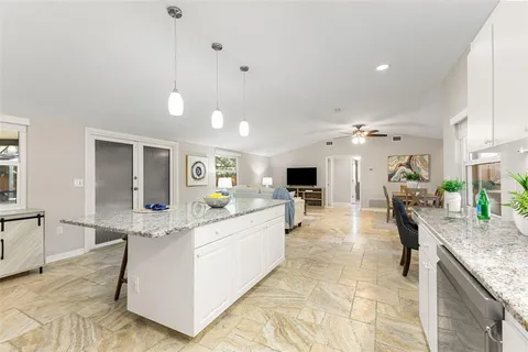 $819,950 | 10832 54th Avenue North, St. Petersburg, FL 33708