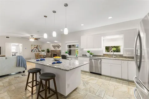 $819,950 | 10832 54th Avenue North, St. Petersburg, FL 33708