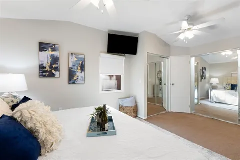 $819,950 | 10832 54th Avenue North, St. Petersburg, FL 33708