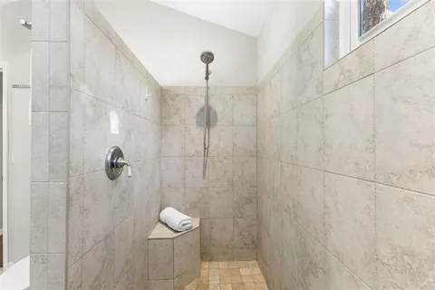 $819,950 | 10832 54th Avenue North, St. Petersburg, FL 33708