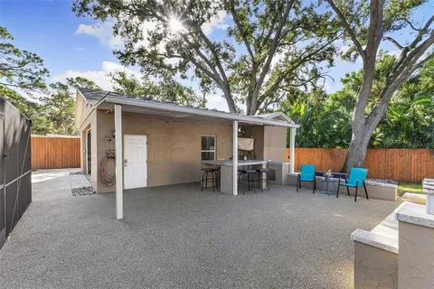 $819,950 | 10832 54th Avenue North, St. Petersburg, FL 33708