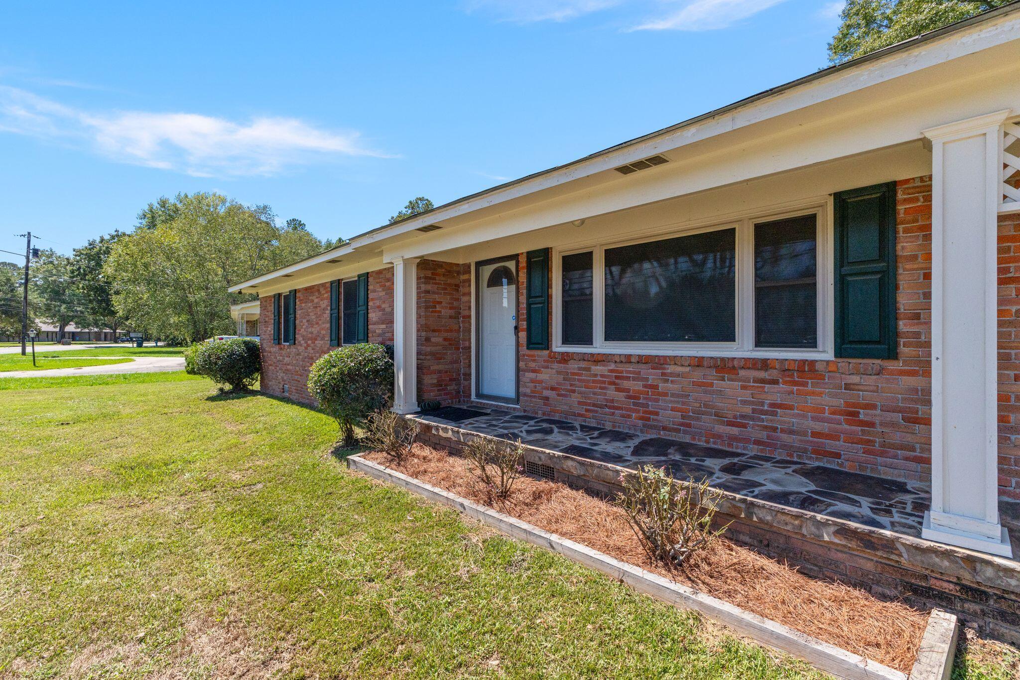 1561 Sumrall Road Columbia, MS 39429 - Photo 3 of 41 Gallery Image 3