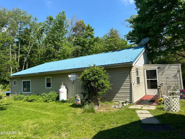 $330,000 | 381 Pine Drive, Williamsburg, PA 16693