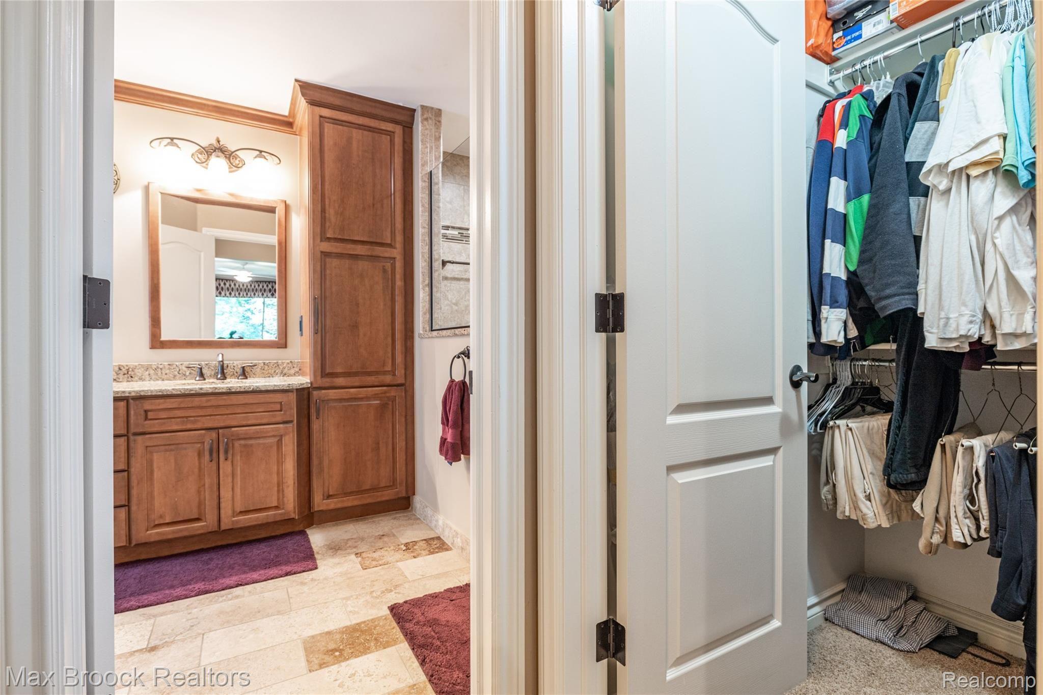 73304 Windmill Lane Romeo, MI 48065 - Photo 15 of 48 2E2A5679.jpg