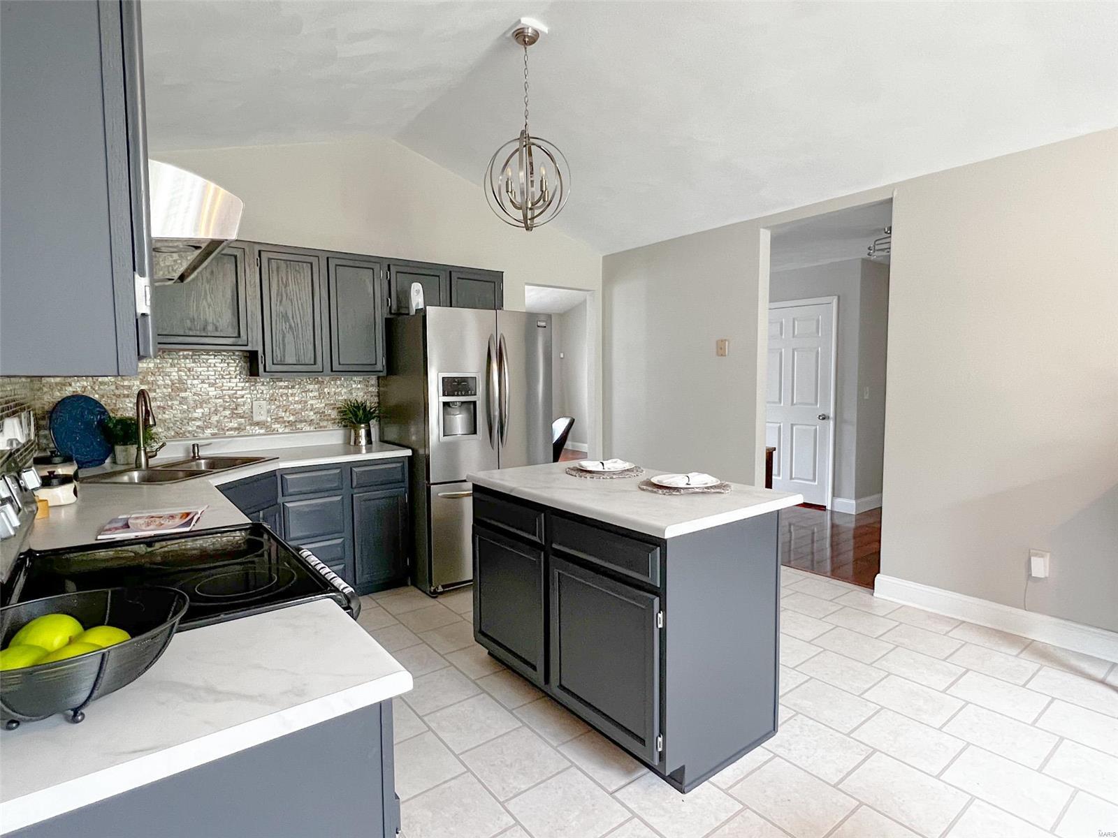 14 Rio Verde Drive Belleville, IL 62221 - Photo 26 of 44 Gallery Image 26