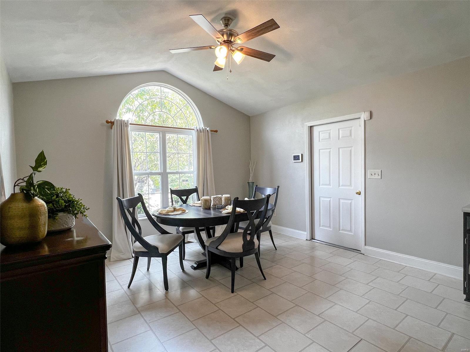 14 Rio Verde Drive Belleville, IL 62221 - Photo 29 of 44 Gallery Image 29