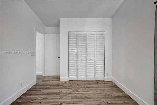 $555,000 | 104 Wedgewood Lakes South, Greenacres, FL 33463