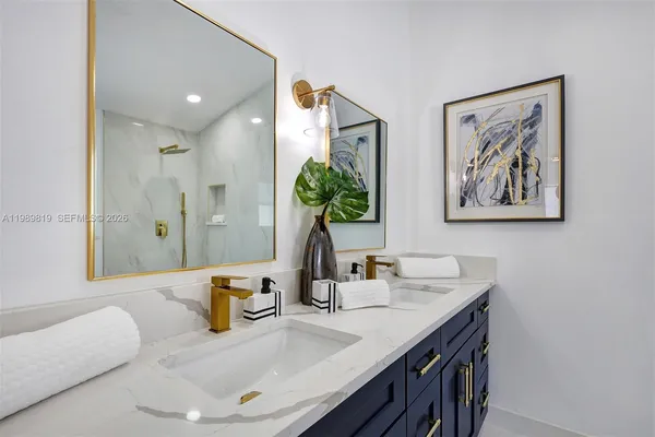 $555,000 | 104 Wedgewood Lakes South, Greenacres, FL 33463