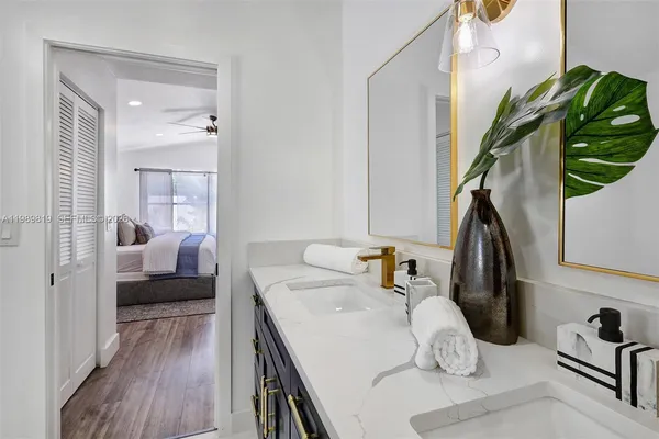 $555,000 | 104 Wedgewood Lakes South, Greenacres, FL 33463