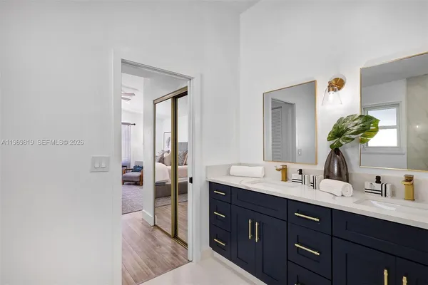 $555,000 | 104 Wedgewood Lakes South, Greenacres, FL 33463