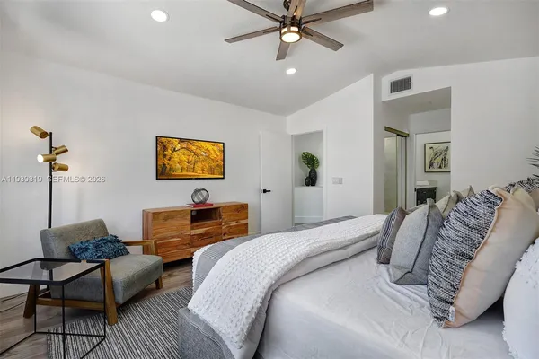 $555,000 | 104 Wedgewood Lakes South, Greenacres, FL 33463