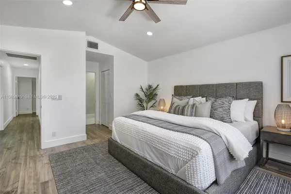 $555,000 | 104 Wedgewood Lakes South, Greenacres, FL 33463