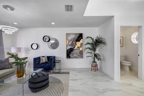 $555,000 | 104 Wedgewood Lakes South, Greenacres, FL 33463