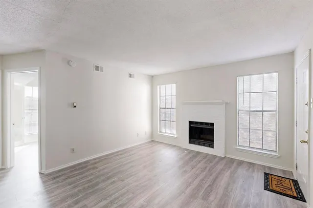 $850 | 9520 Royal Lane, Unit 308, Dallas, TX 75243