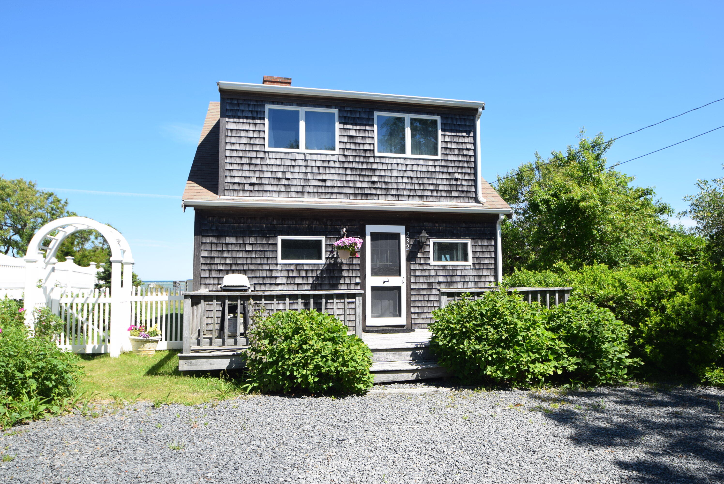 232 Robbins Hill Road Brewster, MA 02631 - Photo 6 of 39 232RH Front2