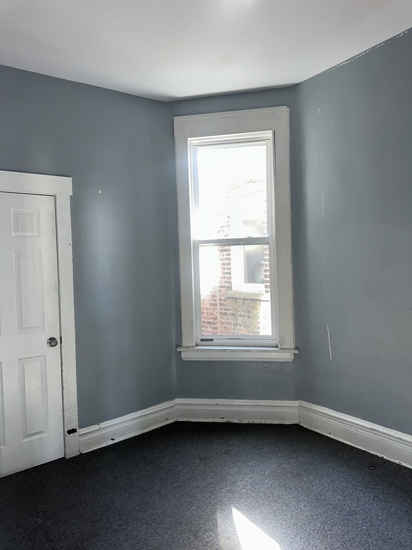4253 West Wilcox Street, Unit 2 Chicago, IL 60624 - Photo 4 of 5