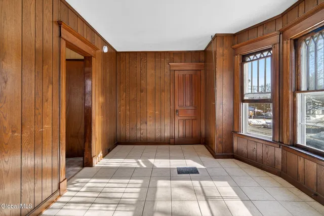 $215,000 | 1617 Campbell Avenue, Schenectady, NY 12306