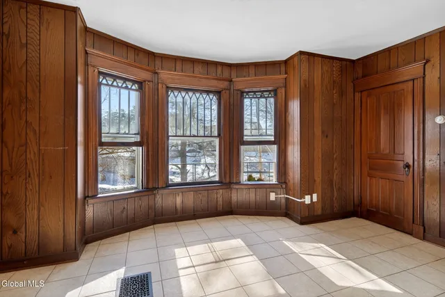 $215,000 | 1617 Campbell Avenue, Schenectady, NY 12306