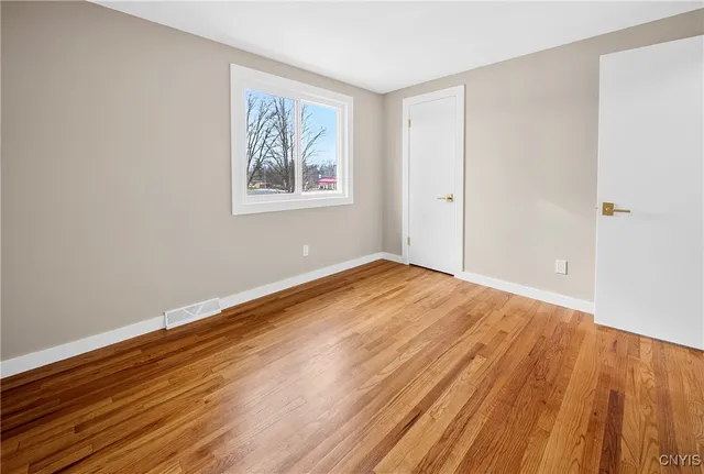 $289,900 | 4115 Poplar Drive, Clay, NY 13090