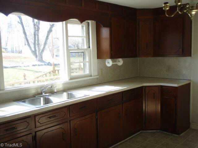 6802 Jenkins Road Morganton, NC 28655 - Photo 3 of 5 Other.