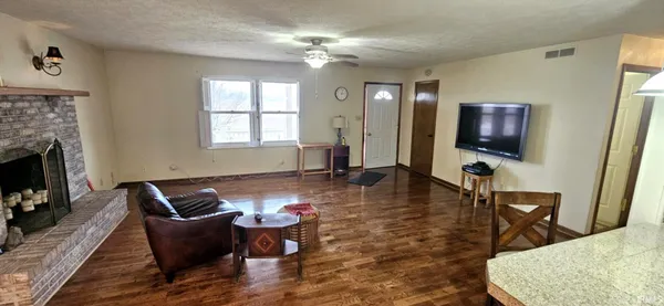 $242,000 | 3653 West County Road 200 North, New Castle, IN 47362