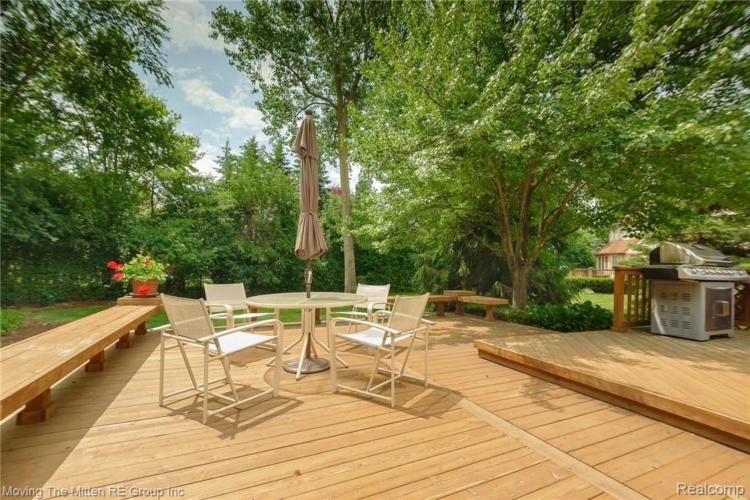 18920 Van Road Livonia, MI 48152 - Photo 60 of 65 mtm_18920_van-15.jpg