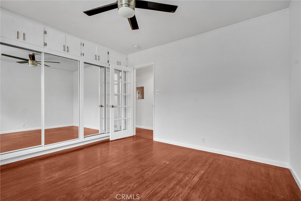 601 Olive Avenue, Unit L Long Beach, CA 90802 - Photo 11 of 26 Very spacious.