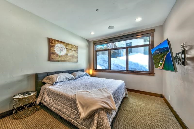 14591 Red Mountain Road Truckee, CA 96161 - Photo 16 of 21