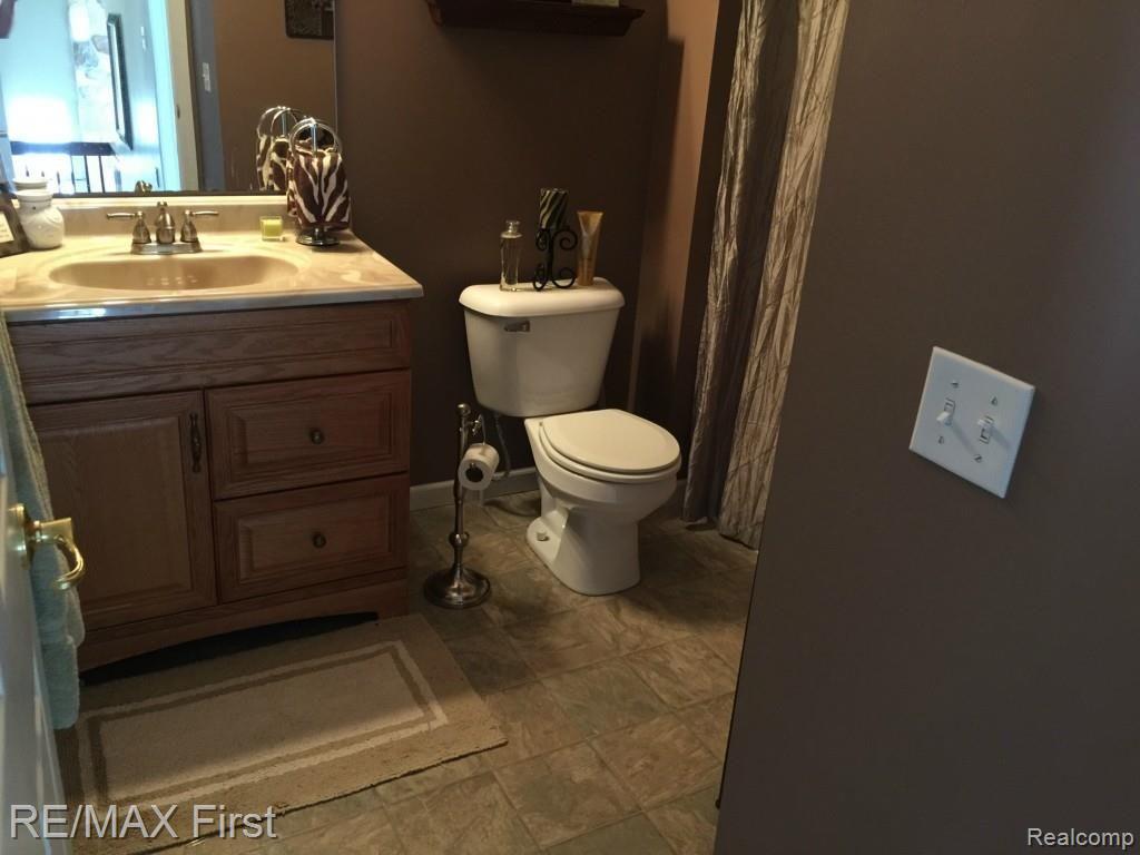52228 Rivard Road New Baltimore, MI 48047 - Photo 17 of 25 image4.jpg