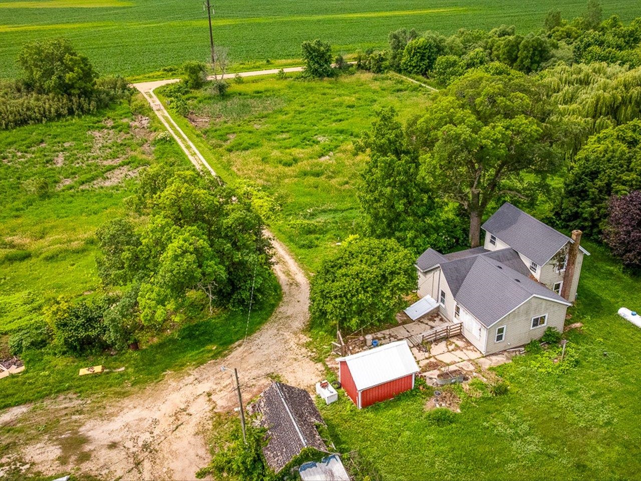 9836 East Maize Road Ridott, IL 61067 - Photo 3 of 39