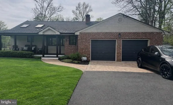 $987,990 | 6 Brookside Drive, Medford, NJ 08055