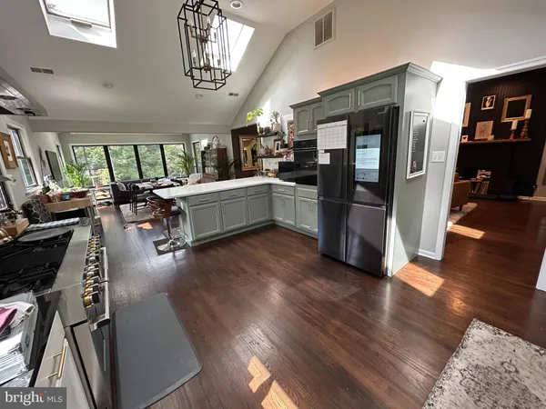 $987,990 | 6 Brookside Drive, Medford, NJ 08055
